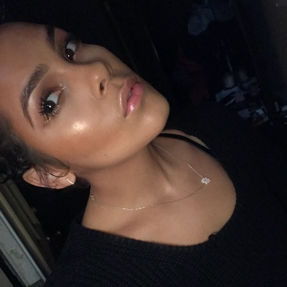 Meet your Posher, Charlene